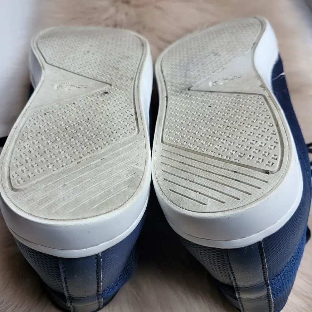 Lacoste Straightset Chukka Mens Shoes
